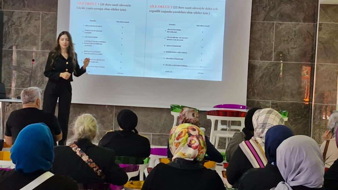 TYMM Aile Okulu Konferansı Düzenlendi